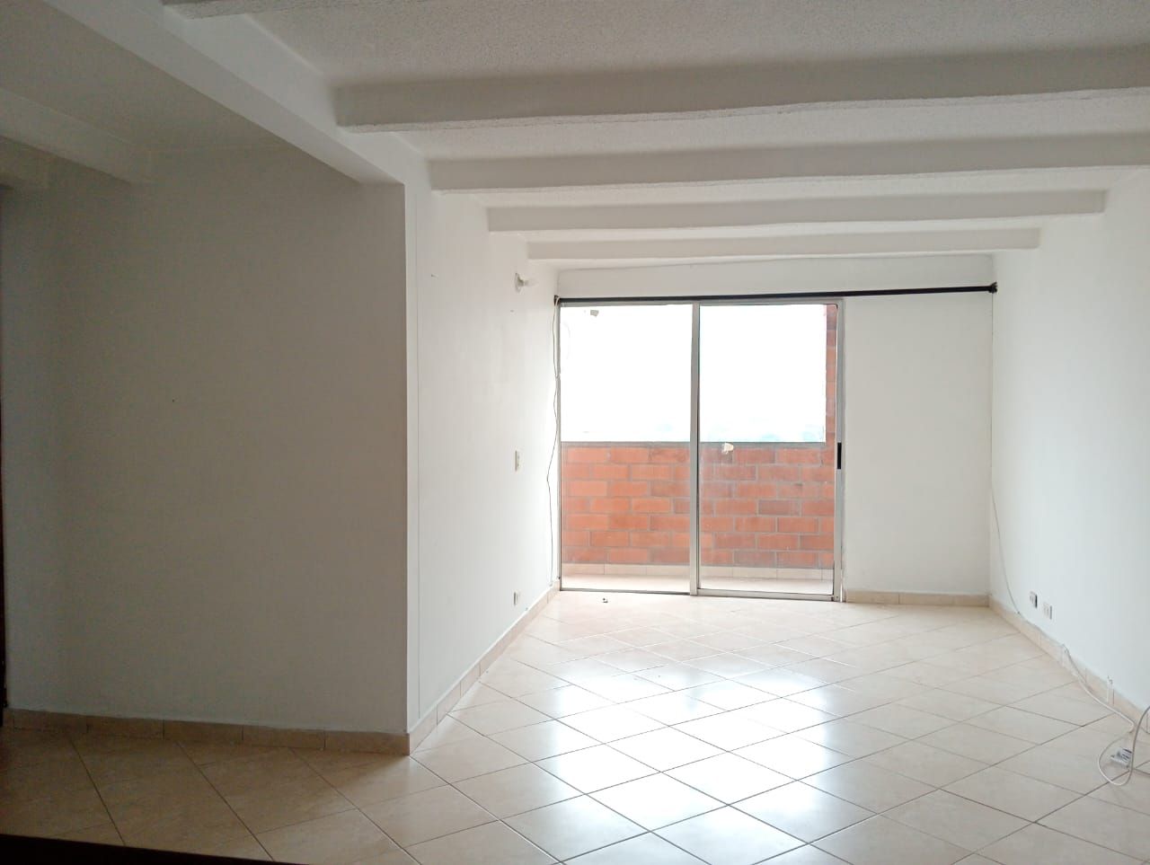 Apartamento en arriendo Antioquia Medellín Los Colores 89 m2 Habitaciones 3 Baños 2 Garajes 1 Precio $2850000