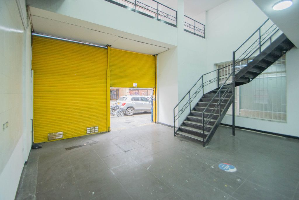 Local en venta Cundinamarca Bogotá La Veracruz 130 m2 Habitaciones 0 Baños 1 Garajes 0 Precio $1100000000