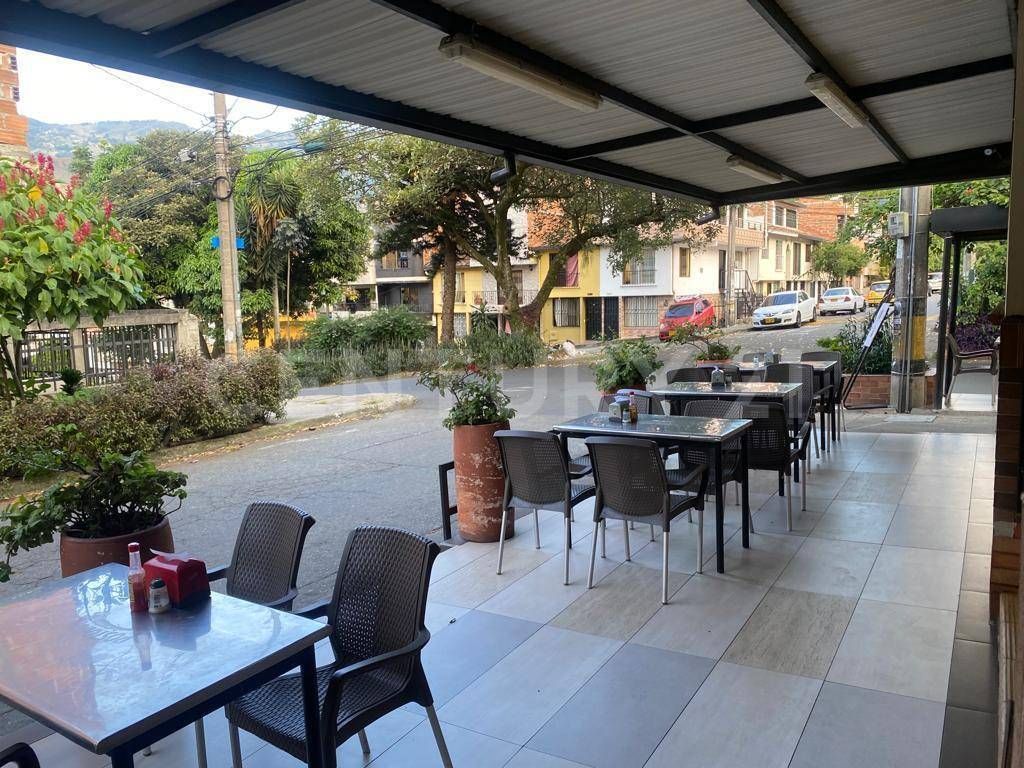 Local en venta Antioquia Bello San José Obrero 148 m2 Habitaciones 0 Baños 0 Garajes 0 Precio $600000000