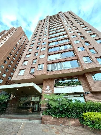 Apartamento en arriendo Cundinamarca Bogotá Lago Gaitan 80 m2 Habitaciones 3 Baños 2 Garajes 1 Precio $3941000