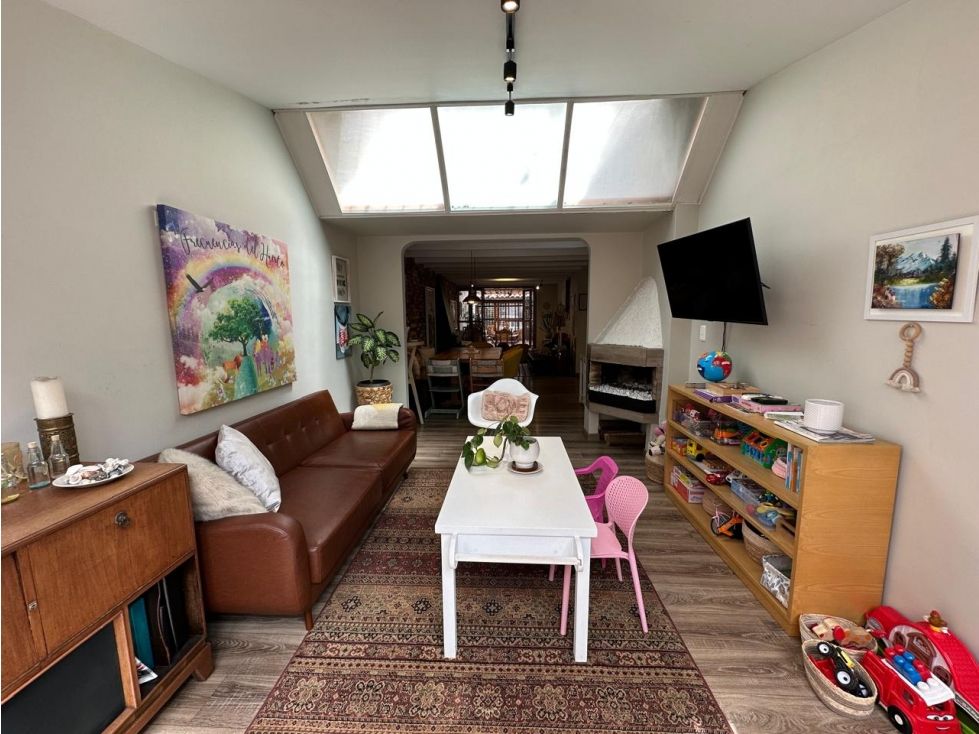 Casa en venta Cundinamarca Bogotá Caobos Salazar 256 m2 Habitaciones 5 Baños 4 Garajes 2 Precio $1200000000