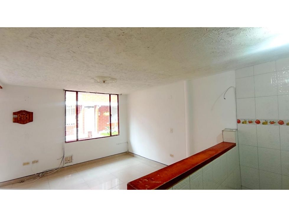 Casa en venta Cundinamarca Bogotá Cr Valles De Tierragrata 73 m2 Habitaciones 4 Baños 2 Garajes 0 Precio $240000000