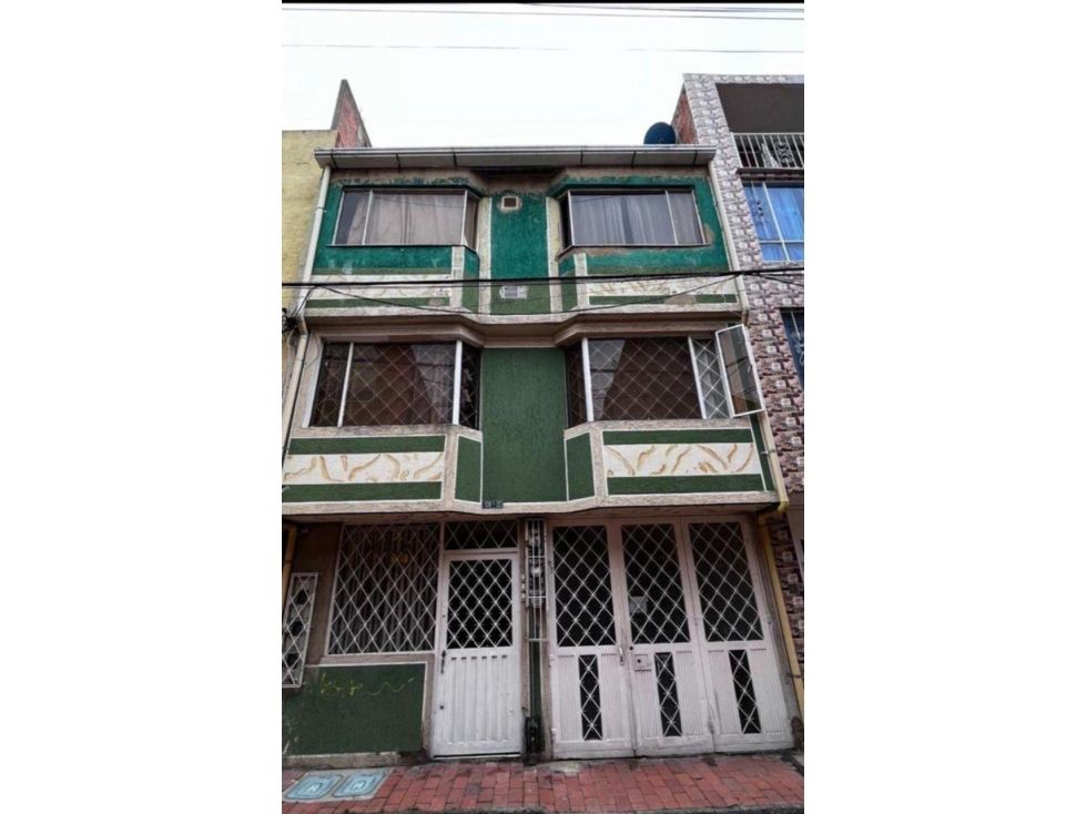 Casa en venta Cundinamarca Bogotá Lago De Suba 216 m2 Habitaciones 8 Baños 3 Garajes 1 Precio $695000000