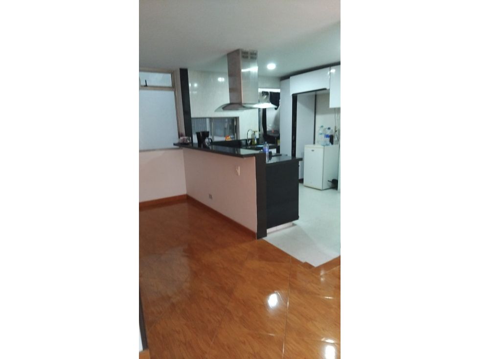 Apartamento en venta Cundinamarca Bogotá El Batan 98 m2 Habitaciones 3 Baños 3 Garajes 2 Precio $650000000
