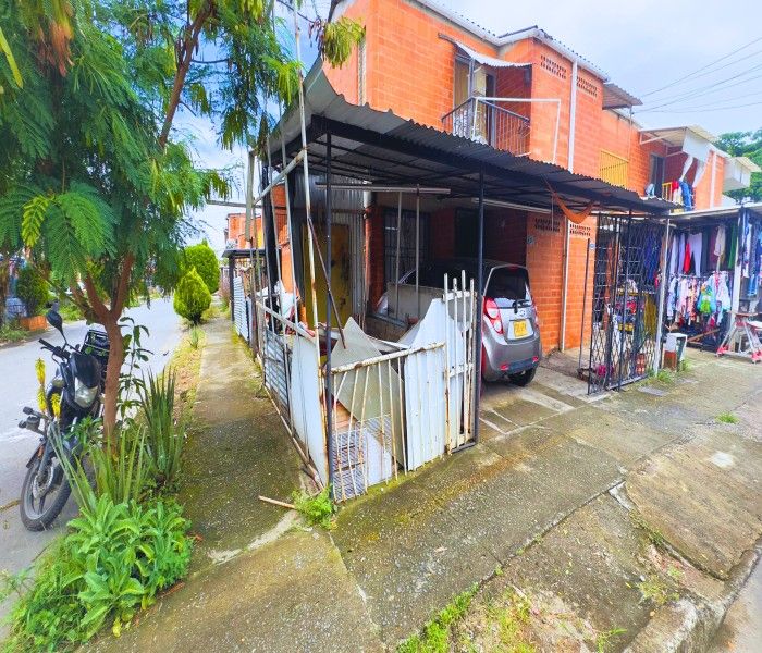 Casa en venta Valle Del Cauca Jamundí Cd Las Flores 120 m2 Habitaciones 2 Baños 2 Garajes 0 Precio $145000000