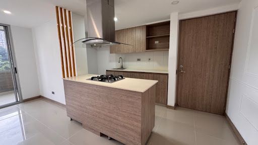 Apartamento en venta Antioquia Envigado El Chinguí 85 m2 Habitaciones 3 Baños 2 Garajes 1 Precio $585000000