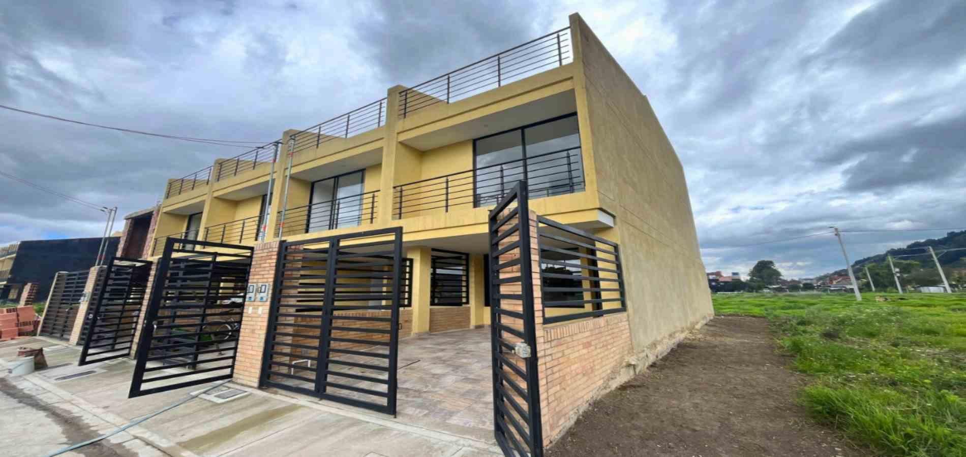 Casa en venta Cundinamarca Cota Cota 140 m2 Habitaciones 3 Baños 4 Garajes 1 Precio $465000000