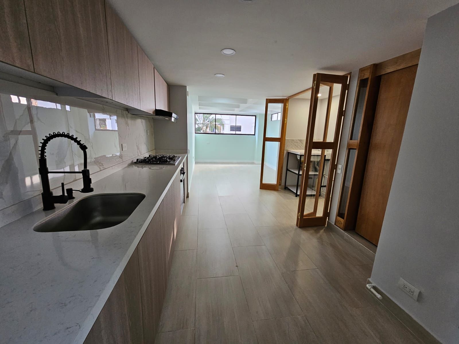 Apartamento en venta Valle Del Cauca Cali Ciudadela Floralia 107 m2 Habitaciones 3 Baños 2 Garajes 1 Precio $557000000