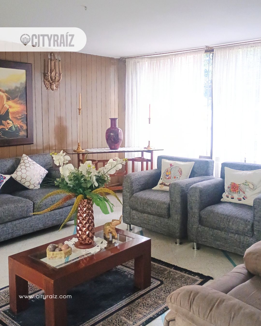 Casa en arriendo Antioquia Medellín Urbanizacion Los Laureles 200 m2 Habitaciones 3 Baños 3 Garajes 2 Precio $11500000