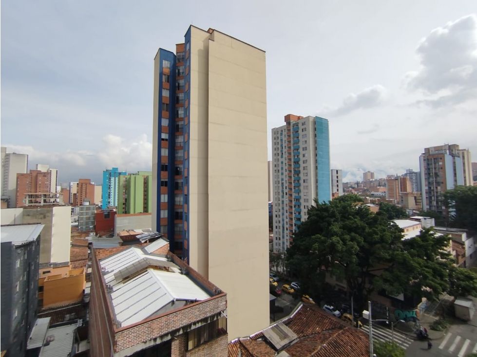 Apartamento en venta Antioquia Medellín Boston 50 m2 Habitaciones 2 Baños 2 Garajes 0 Precio $300000000