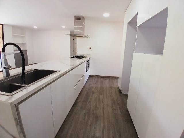 Apartamento en arriendo Antioquia Medellín El Poblado 100 m2 Habitaciones 3 Baños 3 Garajes 1 Precio $5300000