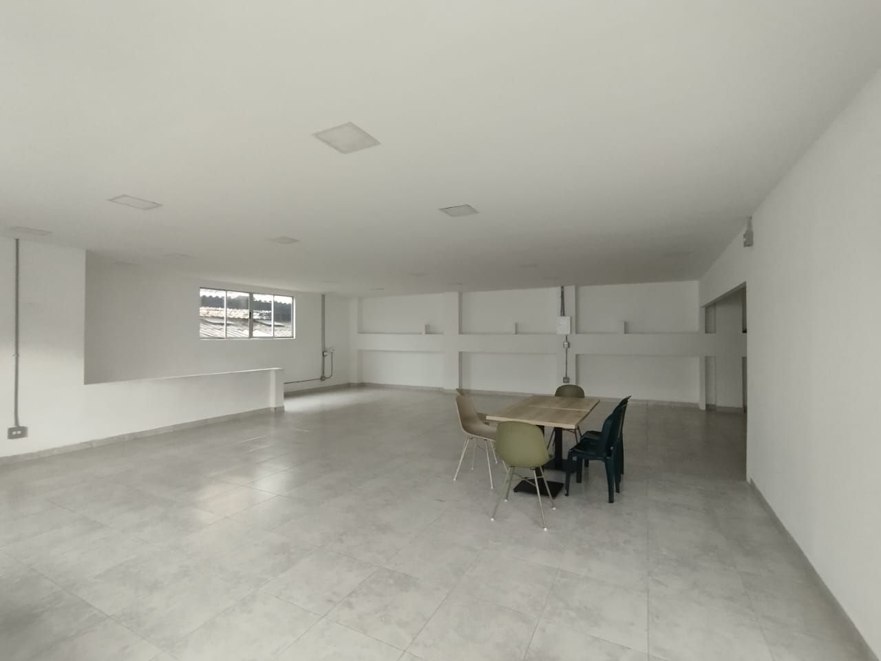 Local en arriendo Antioquia Medellín Colombia 129 m2 Habitaciones 0 Baños 2 Garajes 0 Precio $5500000