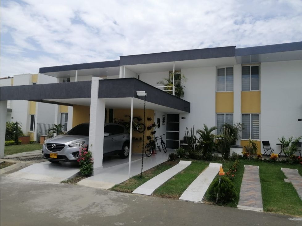 Casa Campestre en venta Valle Del Cauca Jamundí Cr Cedros Del Castillo 145 m2 Habitaciones 3 Baños 4 Garajes 2 Precio $710000000