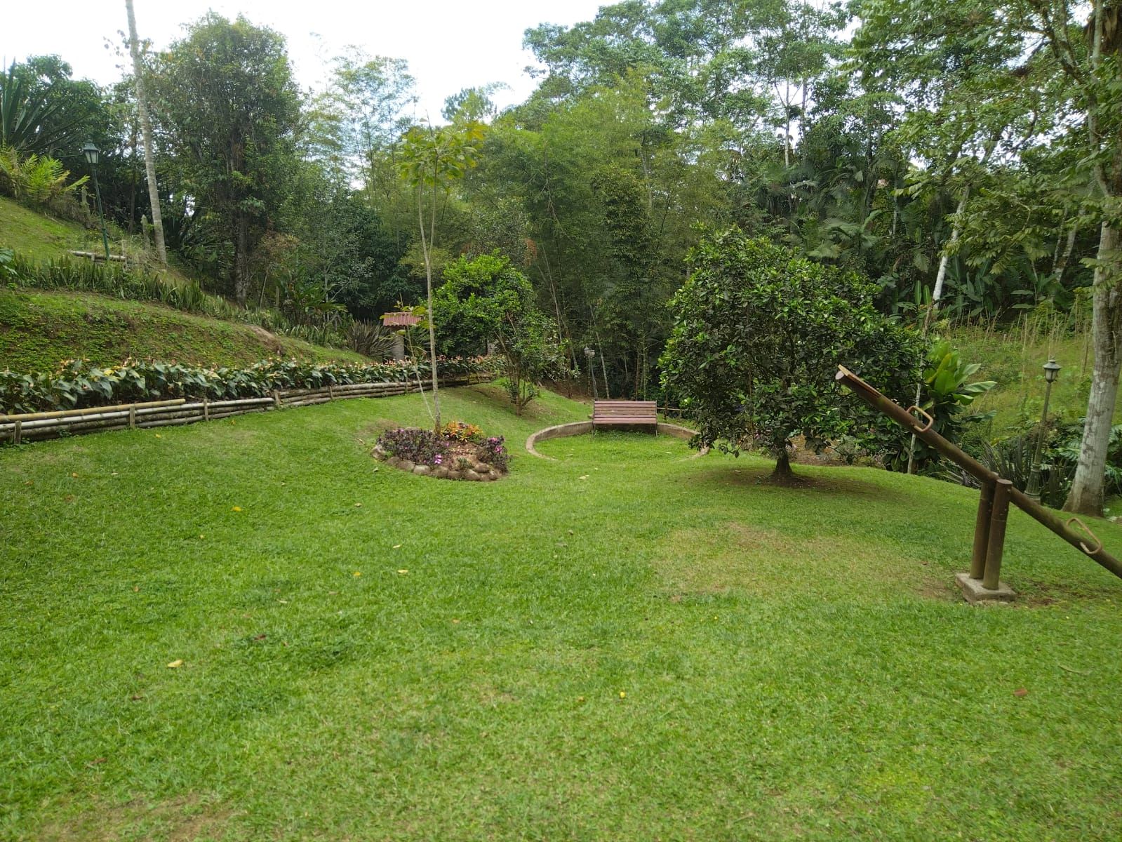 Finca en venta Valle Del Cauca Cali Cali 400 m2 Habitaciones 4 Baños 3 Garajes 2 Precio $450000000