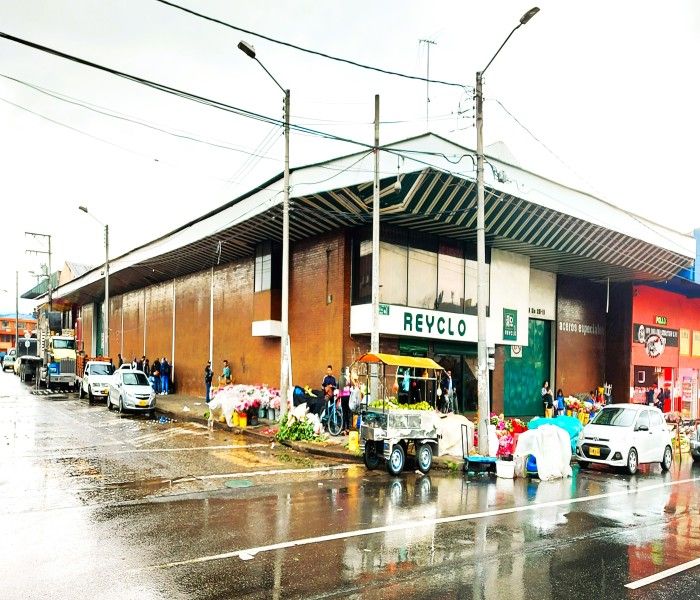 Bodega en arriendo Cundinamarca Bogotá Paloquemao 1100 m2 Habitaciones 0 Baños 6 Garajes 6 Precio $40000000