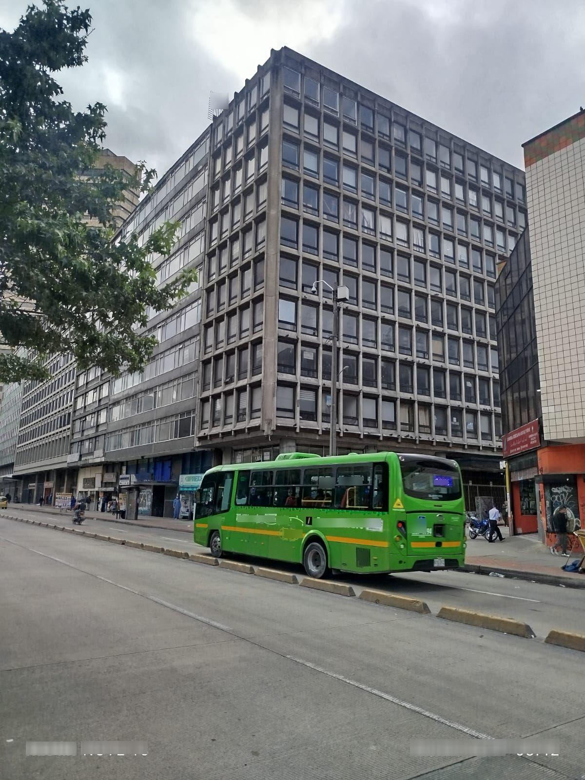 Oficina en arriendo Cundinamarca Bogotá La Veracruz 350 m2 Habitaciones 0 Baños 4 Garajes 1 Precio $13600000