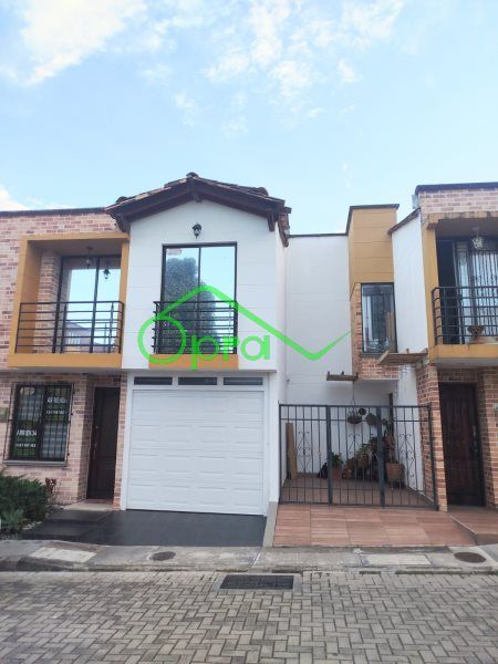 Casa en arriendo o venta Antioquia La Ceja Payuco 120 m2 Habitaciones 3 Baños 3 Garajes 1 Precio venta $485000000 Precio arriendo $2850000