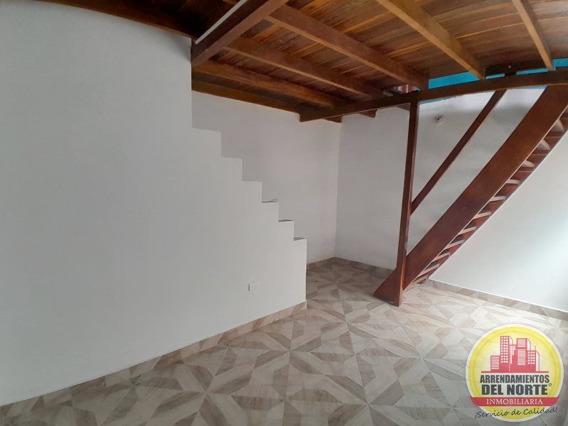Casa en arriendo Antioquia Medellín Florencia 100 m2 Habitaciones 2 Baños 1 Garajes 1 Precio $1553000