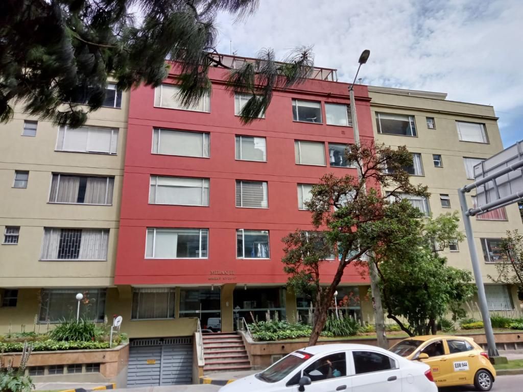 Apartamento en arriendo Cundinamarca Bogotá Campo Alegre 87 m2 Habitaciones 2 Baños 3 Garajes 1 Precio $3355000