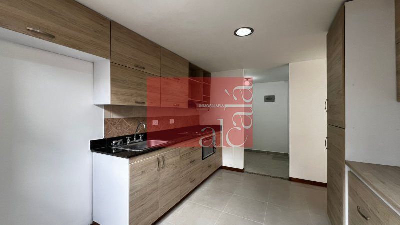 Apartamento en arriendo Antioquia Medellín Loreto 120 m2 Habitaciones 3 Baños 2 Garajes 1 Precio $5200000