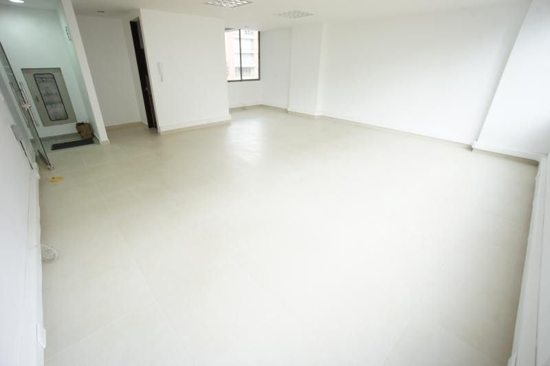 Oficina en arriendo Cundinamarca Bogotá Puente Largo 46 m2 Habitaciones 0 Baños 1 Garajes 1 Precio $2500000