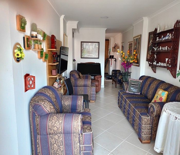 Apartamento en venta Antioquia Medellín San Bernardo 208 m2 Habitaciones 4 Baños 3 Garajes 2 Precio $850000000