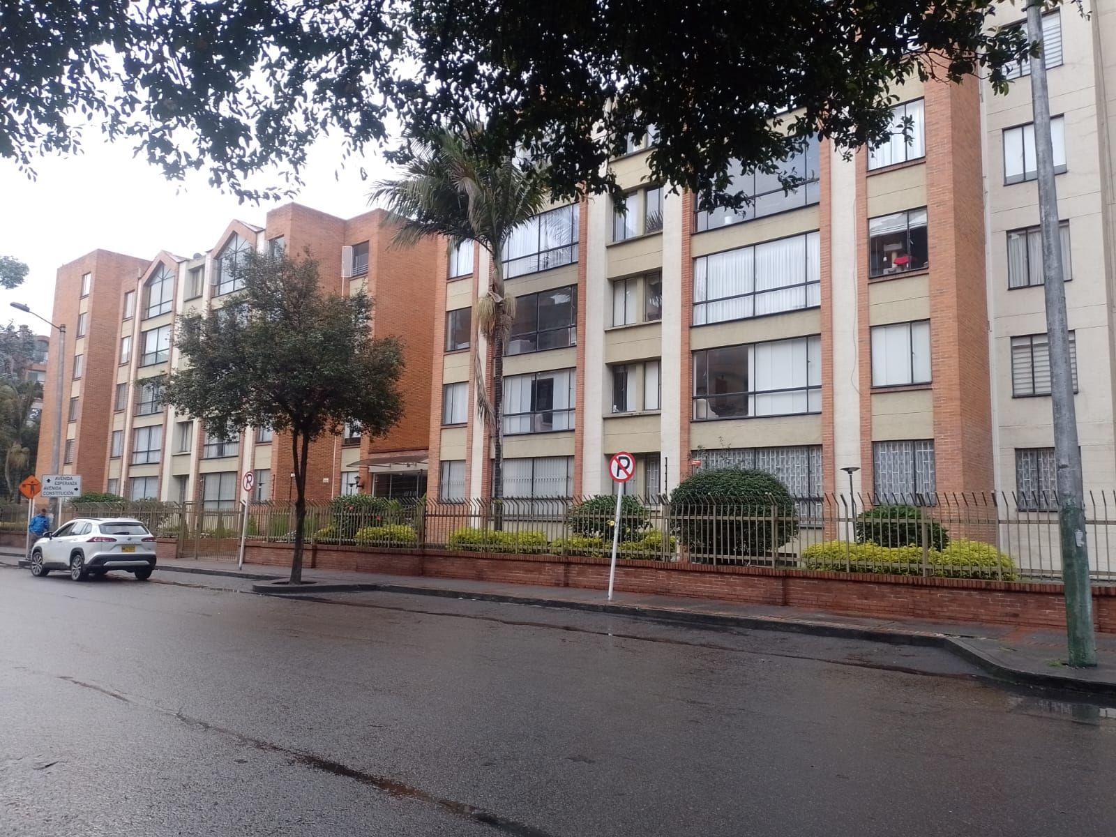 Apartamento en venta Cundinamarca Bogotá Cjr Ibiza Iii Y Iv 94 m2 Habitaciones 3 Baños 3 Garajes 1 Precio $750000000
