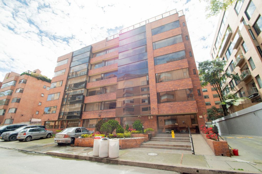 Apartamento en arriendo Cundinamarca Bogotá La Carolina 175 m2 Habitaciones 2 Baños 2 Garajes 2 Precio $5962000