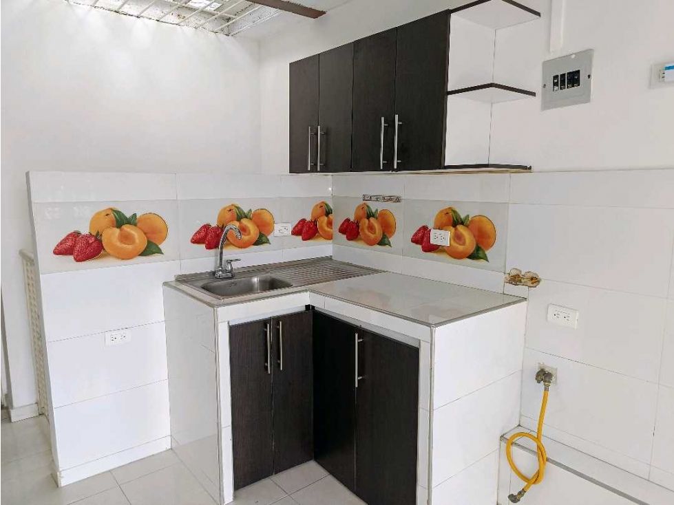 Casa en venta Valle Del Cauca Cali Calypso 180 m2 Habitaciones 5 Baños 4 Garajes 0 Precio $275000000