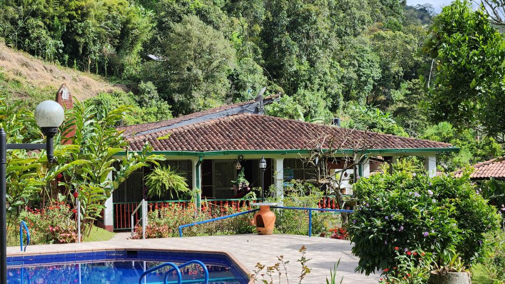 Finca en venta Cundinamarca La Vega La Vega 800 m2 Habitaciones 6 Baños 8 Garajes 15 Precio $5500000000