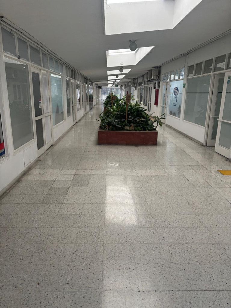 Local en venta Valle Del Cauca Cali El Lido 27 m2 Habitaciones 0 Baños 0 Garajes 0 Precio $130000000