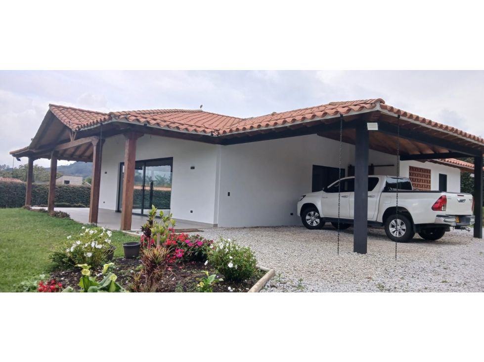 Casa Campestre en arriendo Antioquia Rionegro El Porvenir 180 m2 Habitaciones 3 Baños 4 Garajes 2 Precio $6000000