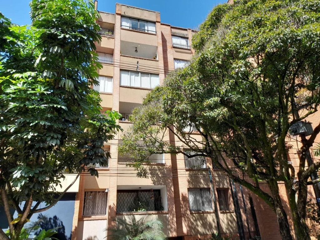 Apartamento en venta Antioquia Medellín San Joaquin 165 m2 Habitaciones 3 Baños 3 Garajes 2 Precio $750000000