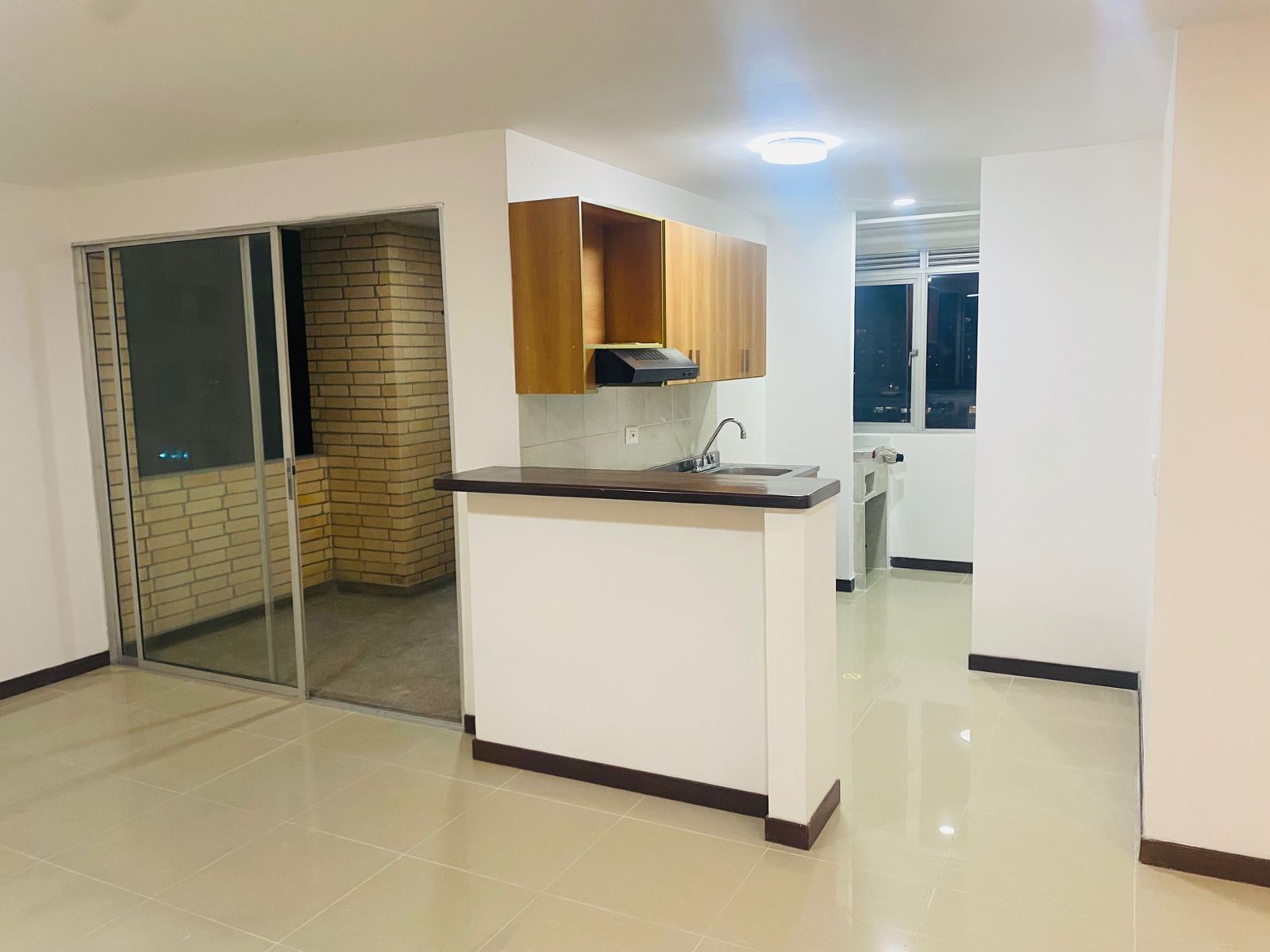 Apartamento en arriendo Risaralda Pereira Los Angeles 72 m2 Habitaciones 1 Baños 1 Garajes 1 Precio $2300000