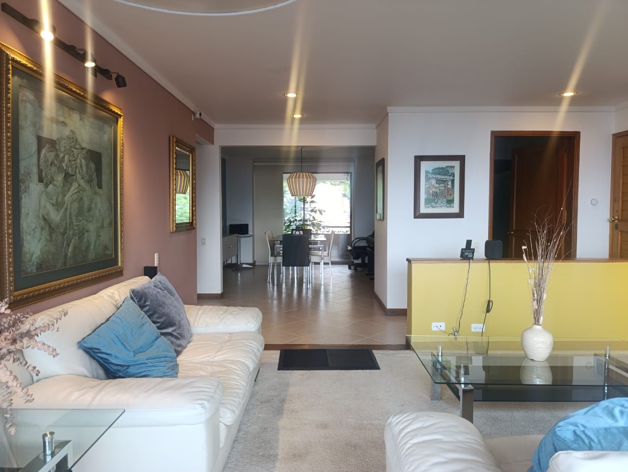 Apartamento en arriendo Antioquia Medellín El Tesoro 160 m2 Habitaciones 3 Baños 3 Garajes 2 Precio $7200000