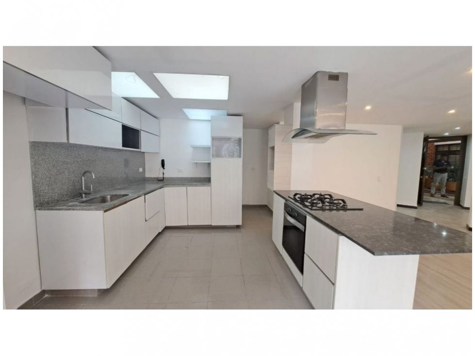 Apartamento en venta Cundinamarca Bogotá San Patricio 115 m2 Habitaciones 2 Baños 2 Garajes 2 Precio $740000000