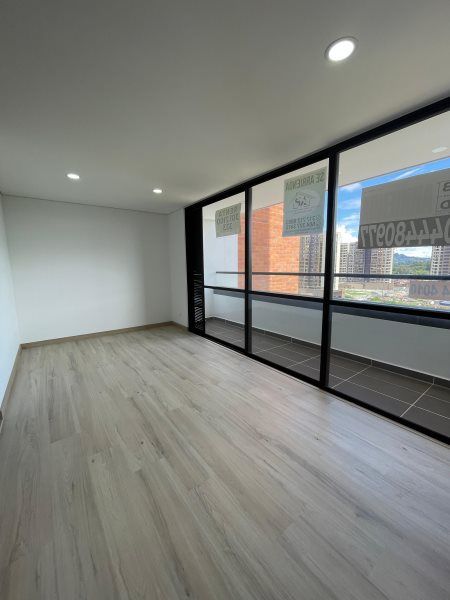 Apartamento en arriendo Antioquia Rionegro San Antonio 75 m2 Habitaciones 3 Baños 2 Garajes 0 Precio $2700000