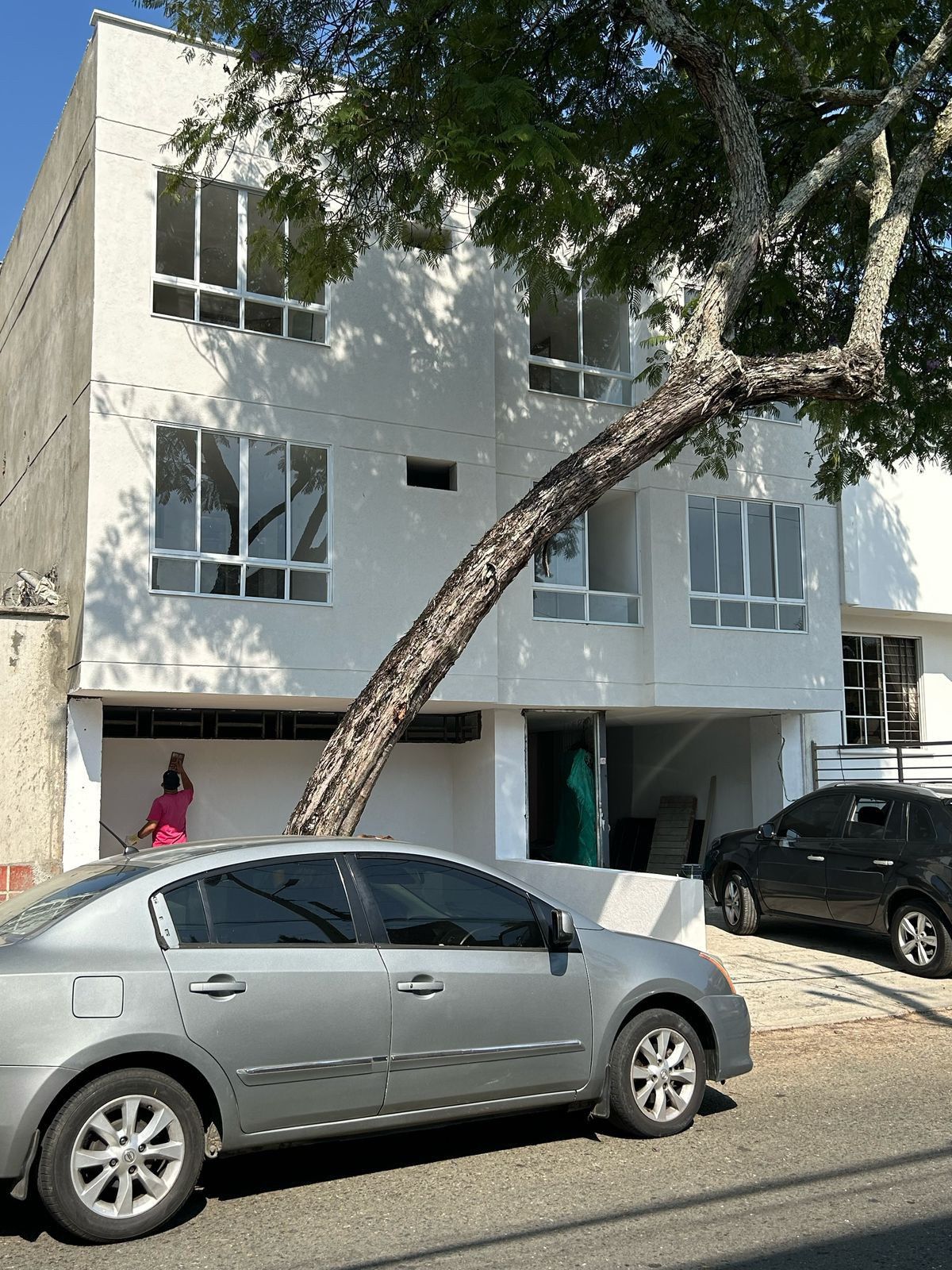 Edificio en venta Valle Del Cauca Cali El Ingenio 788 m2 Habitaciones 12 Baños 12 Garajes 10 Precio $2500000000