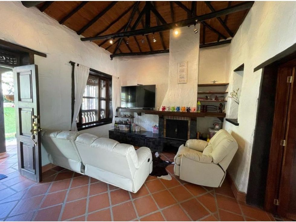 Casa Campestre en venta Antioquia Rionegro Rionegro 800 m2 Habitaciones 3 Baños 2 Garajes 2 Precio $1450000000