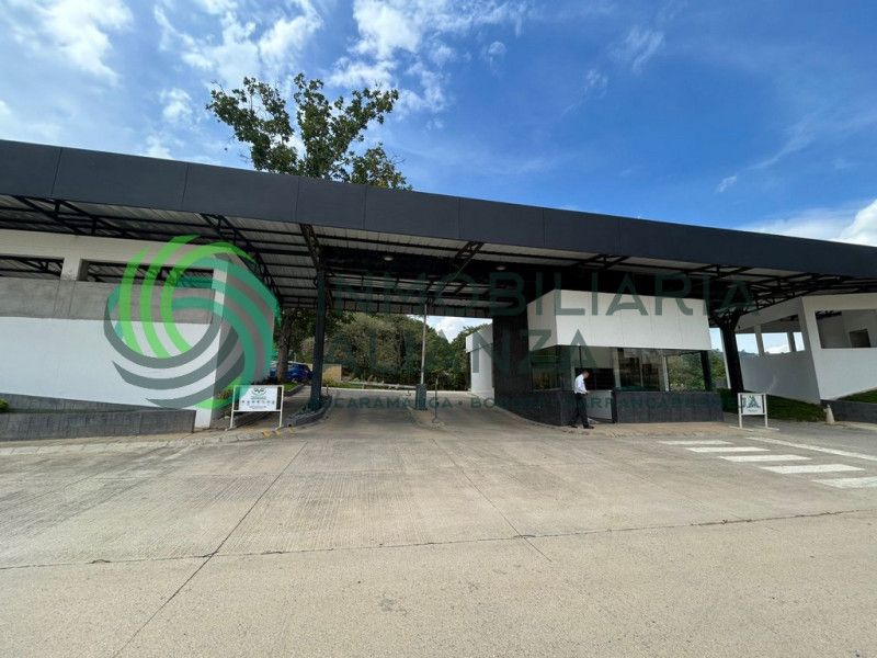 Lote en venta Santander Girón Girón 0 m2 Habitaciones 0 Baños 0 Garajes 0 Precio $700000000