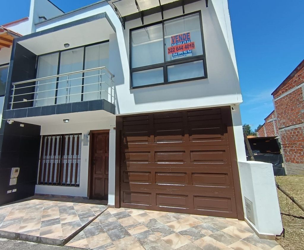 Casa en venta Antioquia Rionegro Centro 214 m2 Habitaciones 3 Baños 4 Garajes 1 Precio $750000000