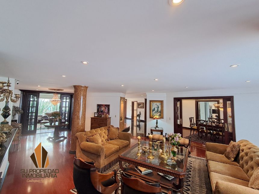 Casa en venta Cundinamarca Bogotá Santa Ana Oriental 620 m2 Habitaciones 4 Baños 5 Garajes 2 Precio $6000000000