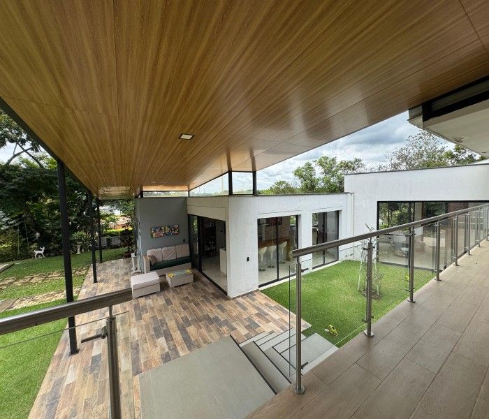 Casa en venta Valle Del Cauca Jamundí Juan De Ampudia 483 m2 Habitaciones 5 Baños 7 Garajes 7 Precio $1885000000