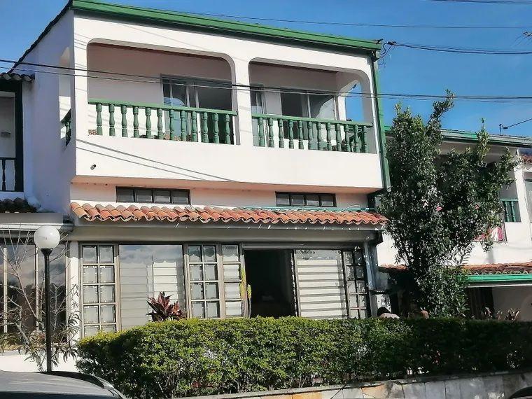 Casa en venta Cundinamarca Silvania El Centro 62 m2 Habitaciones 3 Baños 3 Garajes 6 Precio $320000000