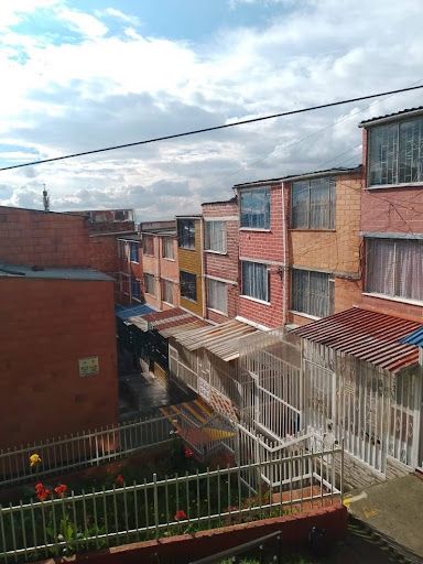 Casa en venta Cundinamarca Bogotá Ub Sidel 90 m2 Habitaciones 3 Baños 2 Garajes 0 Precio $160000000