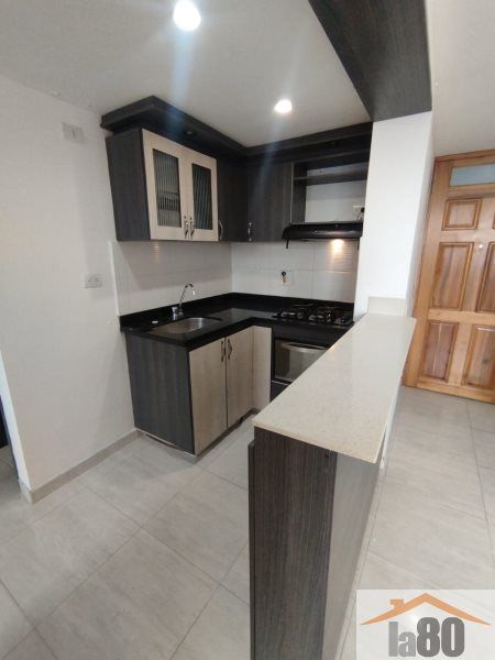 Apartamento en venta Antioquia Medellín Blanquizal 58 m2 Habitaciones 3 Baños 1 Garajes 0 Precio $240000000