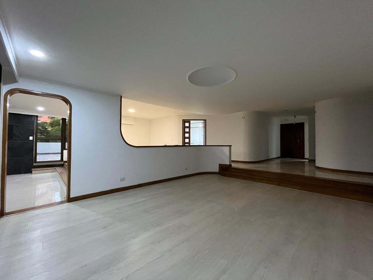 Apartamento en arriendo Antioquia Medellín Alejandria 313 m2 Habitaciones 4 Baños 4 Garajes 2 Precio $9200000