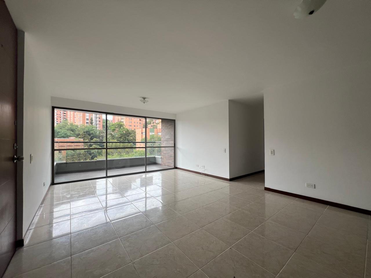 Apartamento en arriendo Antioquia Medellín Santa Maria De Los Angeles 130 m2 Habitaciones 3 Baños 2 Garajes 2 Precio $6150000