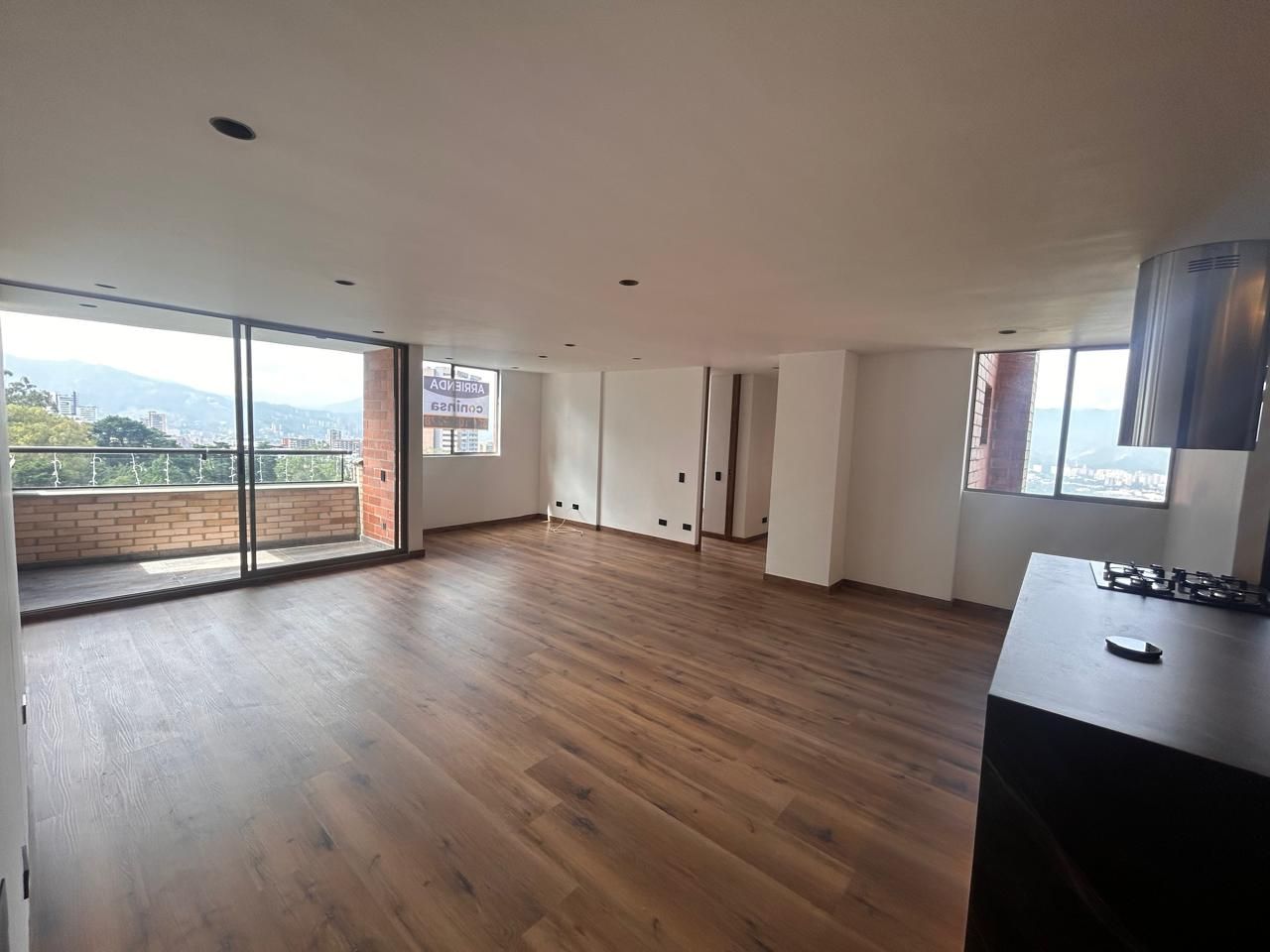 Apartamento en arriendo Antioquia Medellín Los Naranjos 90 m2 Habitaciones 2 Baños 2 Garajes 2 Precio $5600000