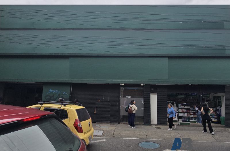 Bodega en venta Antioquia Medellín Perpetuo Socorro 920 m2 Habitaciones 0 Baños 4 Garajes 3 Precio $7826375000